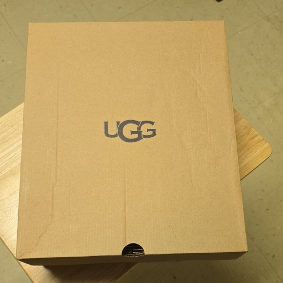 UGG Cozy Women's Navy Blue Bailey BOW II - Picture 13 of 13